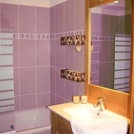 Appt Le Hameau Des Rennes 4 Etoiles Pieds Des Pistes Piscine Interieure Exterieure Apartment Vars  Exterior photo