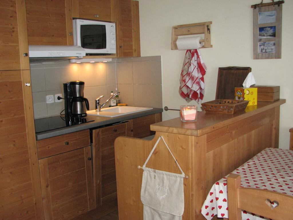 Apartment Appt Le Hameau Des Rennes 4 Etoiles Pieds Des Pistes Piscine Interieure Exterieure *